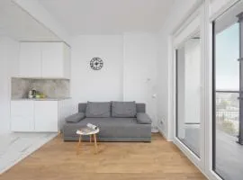 Apartments Kasprzaka near Metro Płocka with AC and Parking by Noclegi Renters