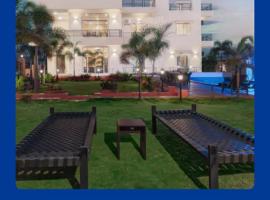 EKO STAY - Octagon Farms Villa，位于罗纳瓦拉的酒店