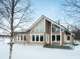 Villa Rosa by the River Teno，位于Nuorgam的酒店