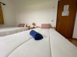 Residencial Borges，位于新孔代沙的酒店