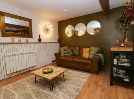 Cosy Lake District Village Apartment