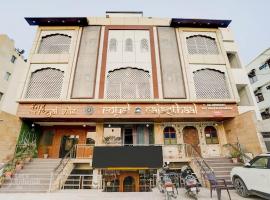 Hotel Sahibs The Royal Ville，位于阿格拉的酒店