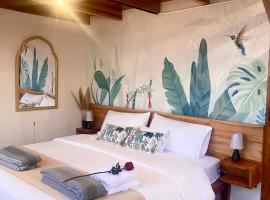Andes Escape - Suites and Farm，位于Patate的酒店