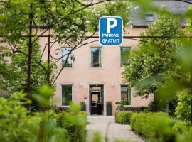 HÔTEL LA FERME DE BOURRAN RODEZ - parking privé gratuit，位于罗德兹的酒店