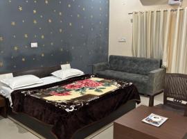 Hotel Sharda Palace，位于Kuchāman的酒店