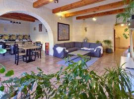 Sunny Villa