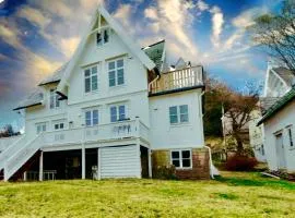 Kunstnerboligen i Lødingen - din kreative loshavn