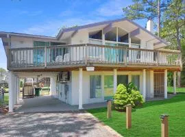 Langtree - Pet friendly, waterfront with boat dock!