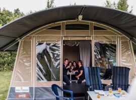 Tent lodge in Echternacherbruck，位于Echternacherbrück的豪华帐篷