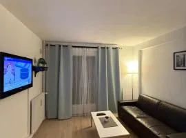 Studio moderne à paris