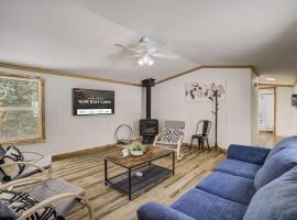 Gold Dust Cabin Family Escape with Scenic Views，位于克里普尔克里克的酒店