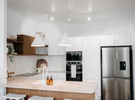Palm Springs Retreat，位于The Range的酒店