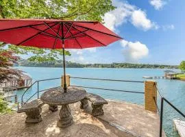 Lake Hickory Trio 1 BR Pink Unit