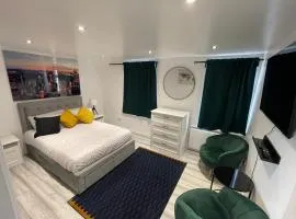 welcome rooms 47A