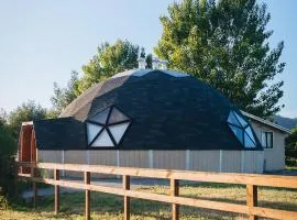 Domo y Cabaña los Queltehues