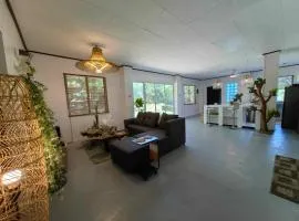 Fredo's Guest House at Pangpang Bar & Restaurant