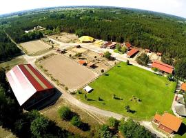 El Bronco Western Ranch，位于Izsák的酒店