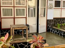 Ijen & Sleep Homestay，位于Ketapang的酒店