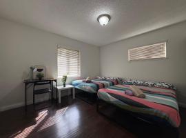 The Disney Hostel - West Fullerton