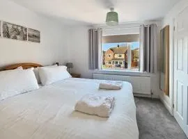 Amaya Nine Sleeps 7 Large 4 bed house - Bottesford