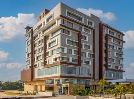 The Chandra Leela Hotel