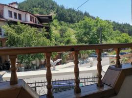 Къща Томови，位于代温的酒店