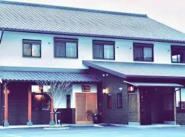 まなべ旅館，位于Sukumo的日式旅馆