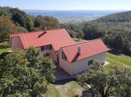 Chalupa pod Sixovkou，位于Krupina的酒店