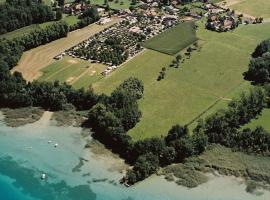 Camping Le Solitaire du Lac，位于圣若里奥的酒店