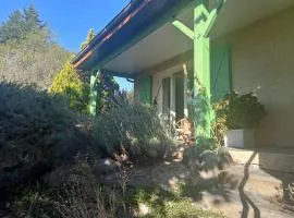 Charmante maison près de la forêt de châtaigniers