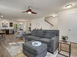 Sea Glass Retreat - Pet friendly, Shared pools!