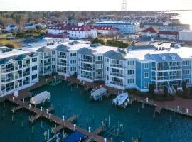 Sunset Bay Villa 118 - Waterfront, Deep-water boat slip!