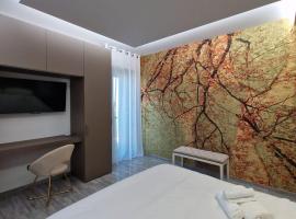 House 21 Residence Room，位于科莱基奥的酒店