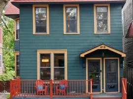 Cathedral Hill Charm