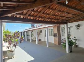 Casa aconchegante em Guapé, Lago de Furnas.，位于瓜佩的酒店