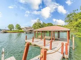 Lake Hickory Trio with Boat Slip