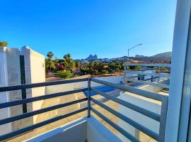 Condominio CB，位于圣卡洛斯的乡村别墅