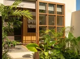 Calista Studios EMPAT Stylish 1BR Loft in Peaceful Uluwatu Jungle 10 minutes from Bingin