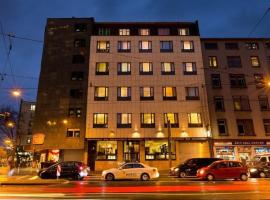 Hotel Lumière an der Messe，位于美因河畔法兰克福的酒店