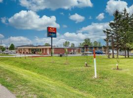 Econo Lodge Neenah，位于尼纳的酒店