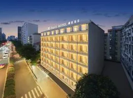 Puji Hotel