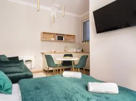 Chilling in the city apartments