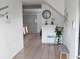 Maison de campagne sur puyoo，位于Puyoô的酒店