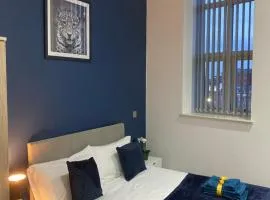 Central Doncaster 1BED 1BATH Pent-Apartment