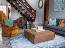 Rusty Blue 2 Bedroom，位于Ladyville的酒店