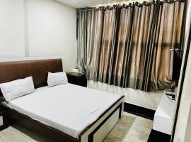 Grover International hotel，位于巴廷达的酒店