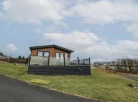 Debonair Lodge