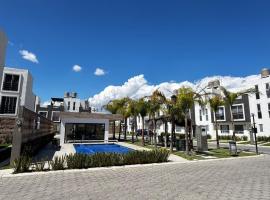 Casa con alberca, jardín, fogata, cerca de ValQuirico, VW Finsa，位于Ocotlán的酒店
