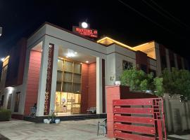 Shanti Niketan Salasar，位于Juliāsar的酒店