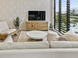 Ocean Horizons with Coral Sea Views，位于三一海滩的酒店